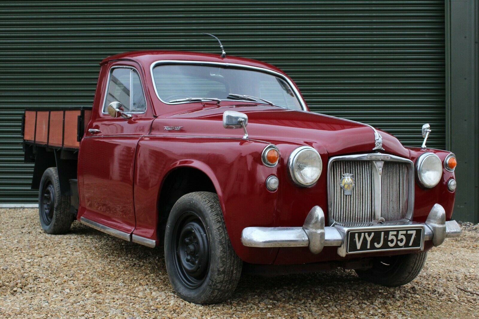 Vehicle lot 471